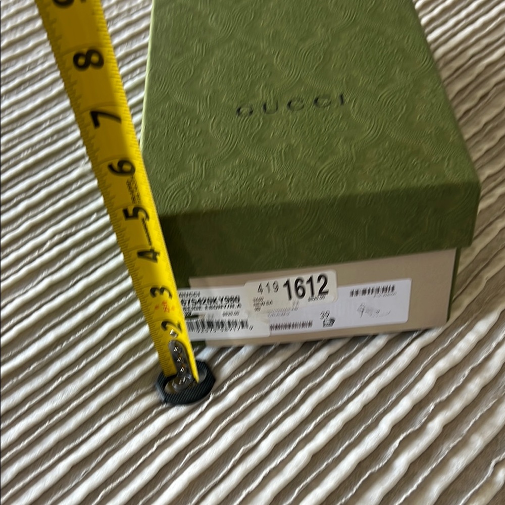 Gucci Green Embossed Box - Picture 3 of 6